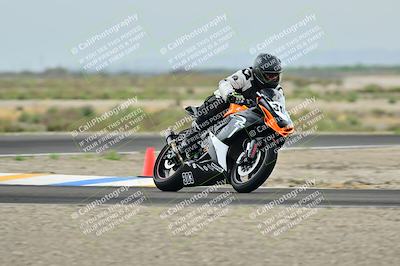 media/Apr-18-2025-TrackDaz (Fri) [[45f5874c44]]/C Group/Session 1 (Turn 7)/